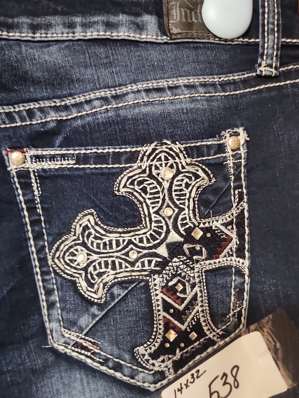 Indigo brands Dark Jeans with Embroidered Cross Pockets 14x32 number 538 - Picture 4 of 8